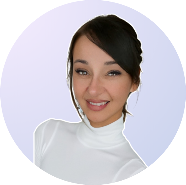 Smiling woman with dark hair in a white turtleneck, against a light purple background, using a social media scheduler | plannthat.com